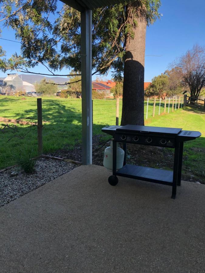 Oak Lane Guest House & Farm Stay Whorouly Eksteriør bilde